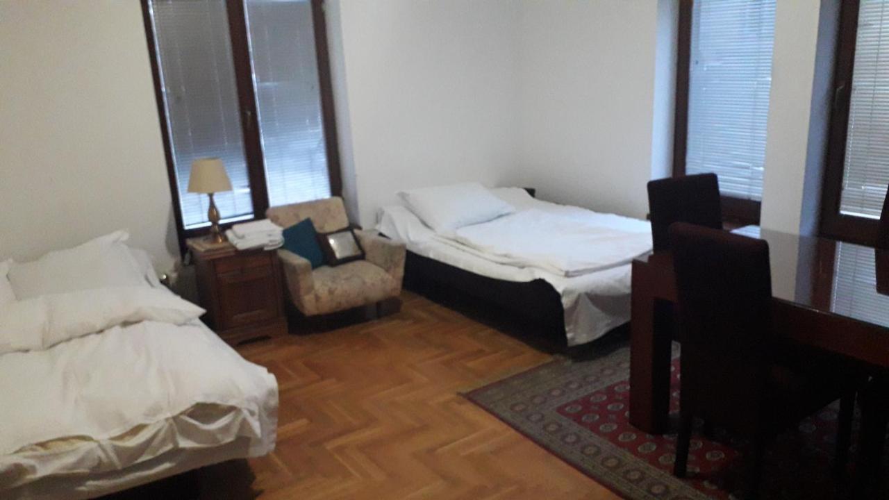 Mladenovic Apartments Cladova Cameră foto